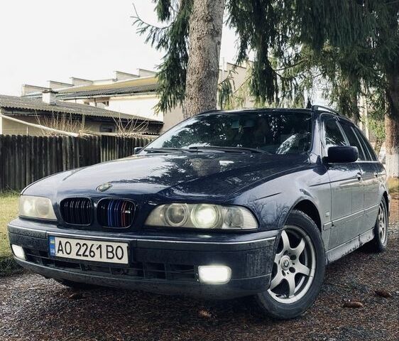 Синій БМВ 5 Серія, об'ємом двигуна 2.5 л та пробігом 286 тис. км за 3800 $, фото 1 на Automoto.ua