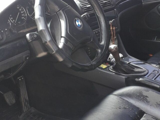 Синий БМВ 5 Серия, объемом двигателя 2 л и пробегом 550 тыс. км за 4200 $, фото 5 на Automoto.ua