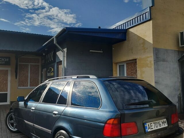 Синий БМВ 5 Серия, объемом двигателя 2 л и пробегом 350 тыс. км за 3500 $, фото 1 на Automoto.ua