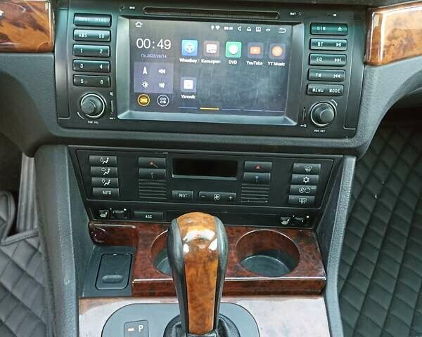 Синий БМВ 5 Серия, объемом двигателя 2.5 л и пробегом 400 тыс. км за 4300 $, фото 9 на Automoto.ua