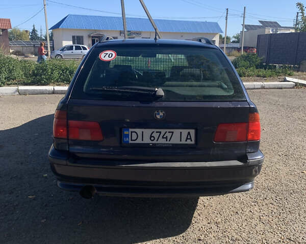 Синій БМВ 5 Серія, об'ємом двигуна 2.5 л та пробігом 352 тис. км за 3200 $, фото 4 на Automoto.ua
