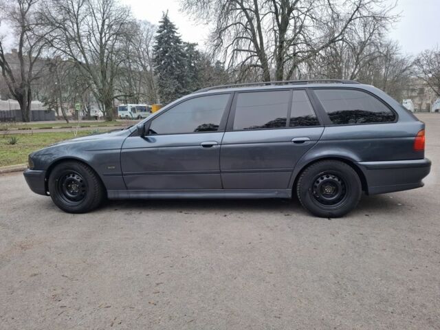 Синий БМВ 5 Серия, объемом двигателя 2 л и пробегом 350 тыс. км за 3500 $, фото 4 на Automoto.ua