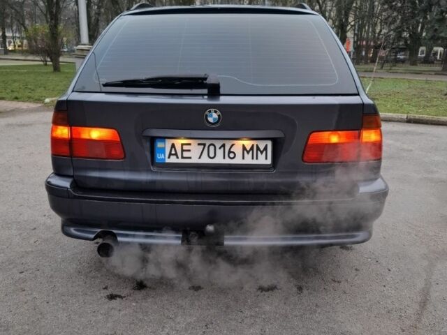 Синий БМВ 5 Серия, объемом двигателя 2 л и пробегом 350 тыс. км за 3500 $, фото 3 на Automoto.ua