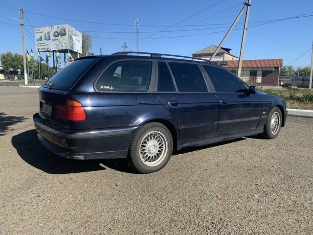 Синій БМВ 5 Серія, об'ємом двигуна 2.5 л та пробігом 352 тис. км за 3200 $, фото 4 на Automoto.ua