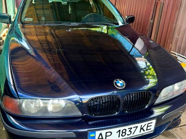 Синий БМВ 5 Серия, объемом двигателя 2.5 л и пробегом 450 тыс. км за 3500 $, фото 2 на Automoto.ua