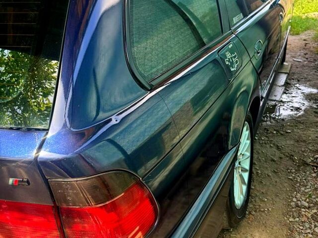 Синий БМВ 5 Серия, объемом двигателя 2.5 л и пробегом 450 тыс. км за 3500 $, фото 5 на Automoto.ua