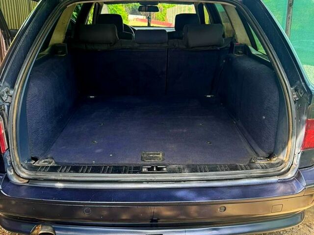 Синий БМВ 5 Серия, объемом двигателя 2.5 л и пробегом 450 тыс. км за 3500 $, фото 6 на Automoto.ua