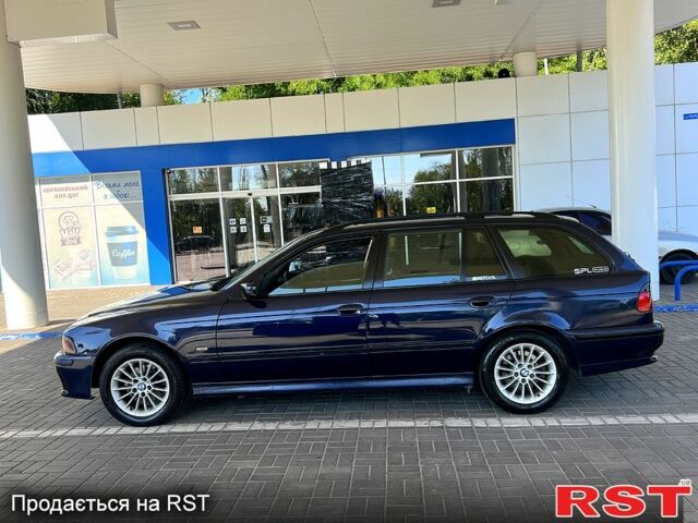 Синий БМВ 5 Серия, объемом двигателя 2.5 л и пробегом 258 тыс. км за 3650 $, фото 2 на Automoto.ua