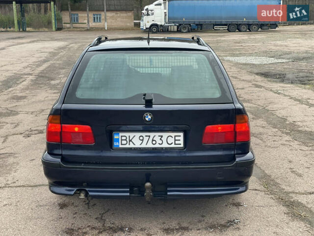 Синий БМВ 5 Серия, объемом двигателя 2.5 л и пробегом 367 тыс. км за 3850 $, фото 5 на Automoto.ua