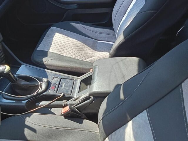 Синий БМВ 5 Серия, объемом двигателя 2 л и пробегом 400 тыс. км за 3465 $, фото 3 на Automoto.ua