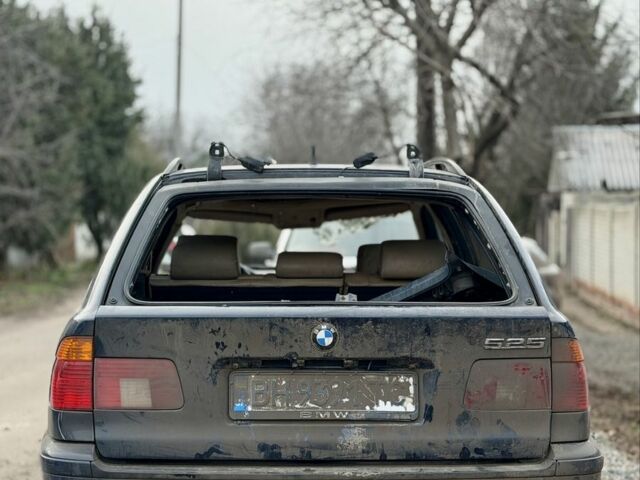 Синій БМВ 5 Серія, об'ємом двигуна 0 л та пробігом 300 тис. км за 1500 $, фото 2 на Automoto.ua