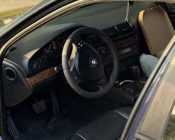 Синій БМВ 5 Серія, об'ємом двигуна 2.93 л та пробігом 600 тис. км за 5300 $, фото 5 на Automoto.ua