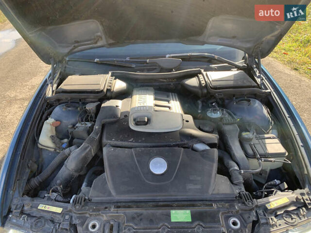 Синій БМВ 5 Серія, об'ємом двигуна 1.95 л та пробігом 300 тис. км за 3450 $, фото 18 на Automoto.ua