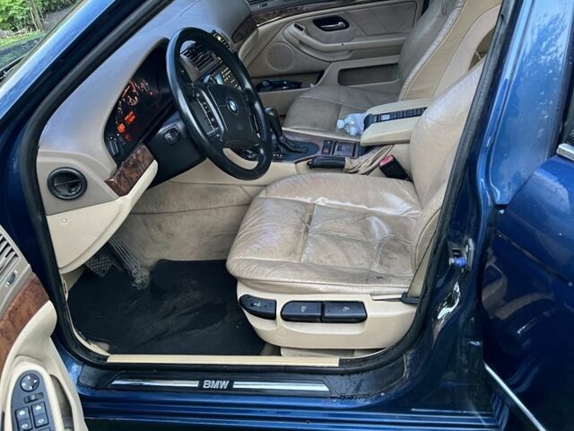 Синій БМВ 5 Серія, об'ємом двигуна 2.5 л та пробігом 360 тис. км за 3600 $, фото 5 на Automoto.ua