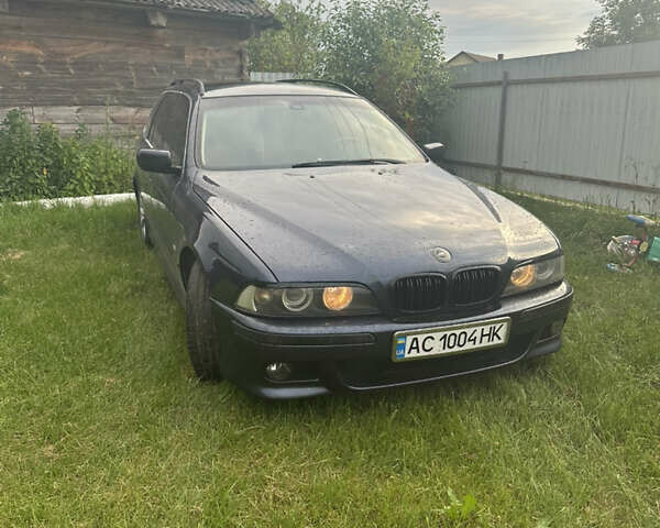 Синий БМВ 5 Серия, объемом двигателя 3 л и пробегом 380 тыс. км за 5000 $, фото 2 на Automoto.ua