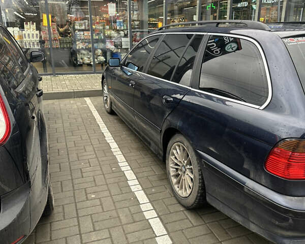 Синий БМВ 5 Серия, объемом двигателя 1.95 л и пробегом 300 тыс. км за 4000 $, фото 6 на Automoto.ua