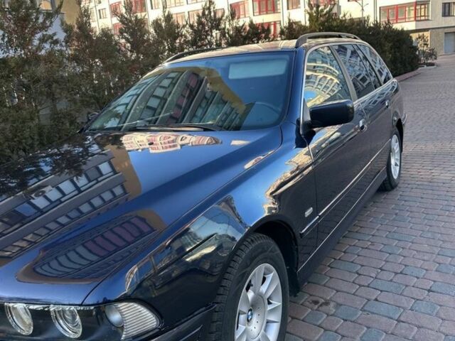 Синий БМВ 5 Серия, объемом двигателя 2.5 л и пробегом 374 тыс. км за 4500 $, фото 3 на Automoto.ua