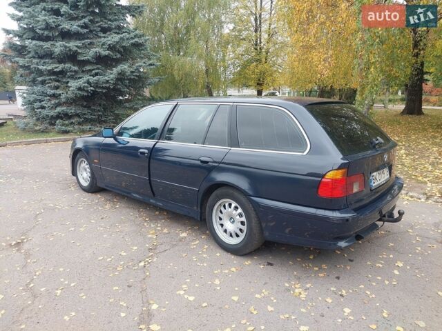 Синий БМВ 5 Серия, объемом двигателя 2 л и пробегом 471 тыс. км за 2950 $, фото 3 на Automoto.ua