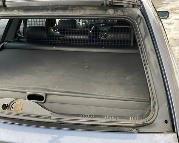 Синий БМВ 5 Серия, объемом двигателя 3 л и пробегом 370 тыс. км за 4200 $, фото 18 на Automoto.ua