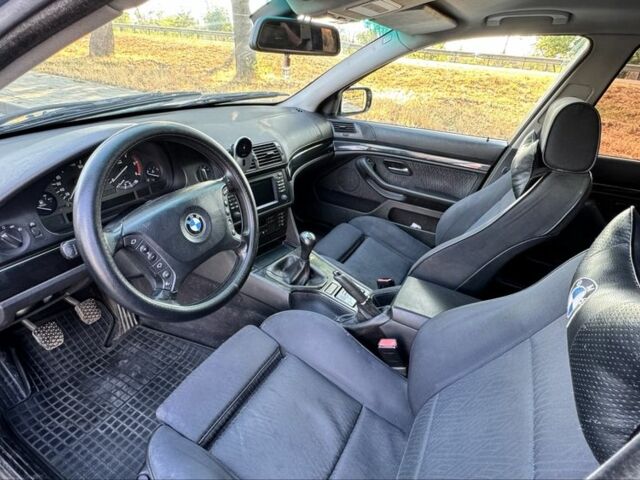 Синий БМВ 5 Серия, объемом двигателя 2.5 л и пробегом 430 тыс. км за 3000 $, фото 6 на Automoto.ua