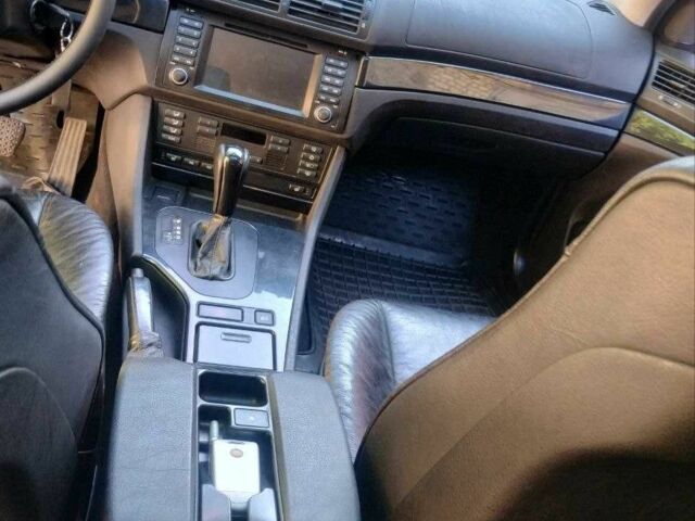 Синий БМВ 5 Серия, объемом двигателя 2.9 л и пробегом 361 тыс. км за 6000 $, фото 2 на Automoto.ua