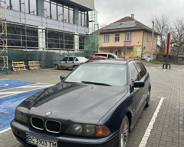 Синий БМВ 5 Серия, объемом двигателя 1.95 л и пробегом 300 тыс. км за 4000 $, фото 2 на Automoto.ua