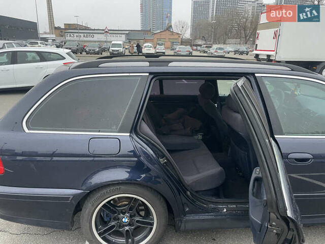 Синий БМВ 5 Серия, объемом двигателя 3 л и пробегом 777 тыс. км за 5700 $, фото 8 на Automoto.ua