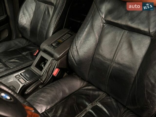 Синій БМВ 5 Серія, об'ємом двигуна 3 л та пробігом 380 тис. км за 3750 $, фото 14 на Automoto.ua