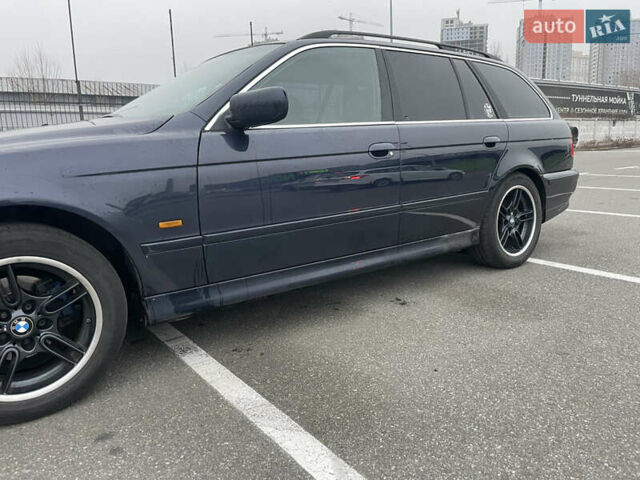 Синий БМВ 5 Серия, объемом двигателя 3 л и пробегом 777 тыс. км за 5700 $, фото 5 на Automoto.ua