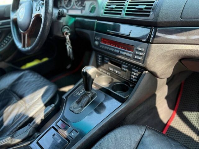 Синій БМВ 5 Серія, об'ємом двигуна 2.9 л та пробігом 350 тис. км за 3850 $, фото 6 на Automoto.ua