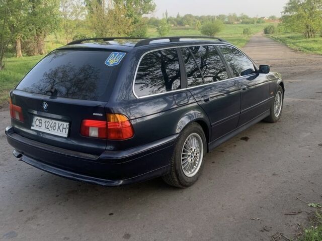 Синій БМВ 5 Серія, об'ємом двигуна 2.5 л та пробігом 280 тис. км за 2700 $, фото 2 на Automoto.ua
