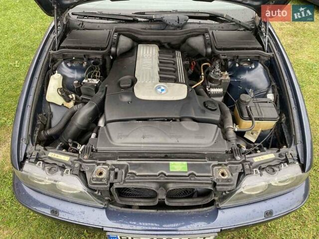 Синій БМВ 5 Серія, об'ємом двигуна 2.5 л та пробігом 350 тис. км за 4600 $, фото 13 на Automoto.ua