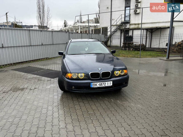 Синий БМВ 5 Серия, объемом двигателя 2.5 л и пробегом 482 тыс. км за 4500 $, фото 1 на Automoto.ua