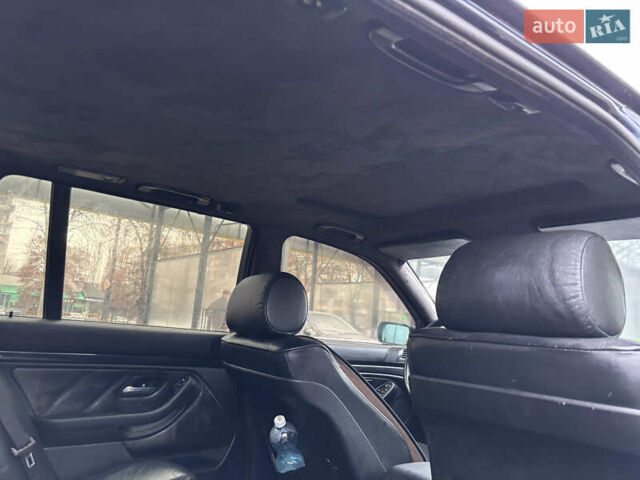 Синий БМВ 5 Серия, объемом двигателя 2.5 л и пробегом 482 тыс. км за 4500 $, фото 12 на Automoto.ua