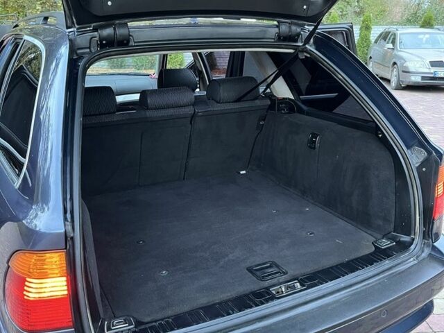 Синий БМВ 5 Серия, объемом двигателя 2.9 л и пробегом 500 тыс. км за 3749 $, фото 22 на Automoto.ua