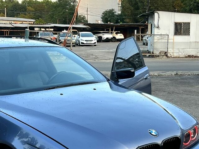 Синий БМВ 5 Серия, объемом двигателя 2.5 л и пробегом 380 тыс. км за 4900 $, фото 1 на Automoto.ua