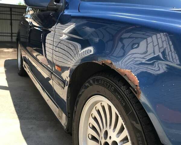 Синий БМВ 5 Серия, объемом двигателя 2.93 л и пробегом 487 тыс. км за 4200 $, фото 12 на Automoto.ua