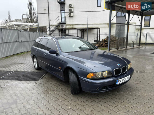 Синий БМВ 5 Серия, объемом двигателя 2.5 л и пробегом 482 тыс. км за 4500 $, фото 2 на Automoto.ua