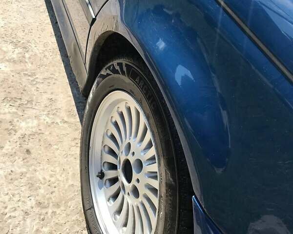 Синий БМВ 5 Серия, объемом двигателя 2.93 л и пробегом 487 тыс. км за 4200 $, фото 4 на Automoto.ua