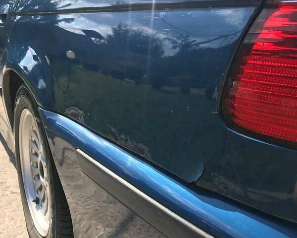 Синий БМВ 5 Серия, объемом двигателя 2.93 л и пробегом 487 тыс. км за 4200 $, фото 5 на Automoto.ua