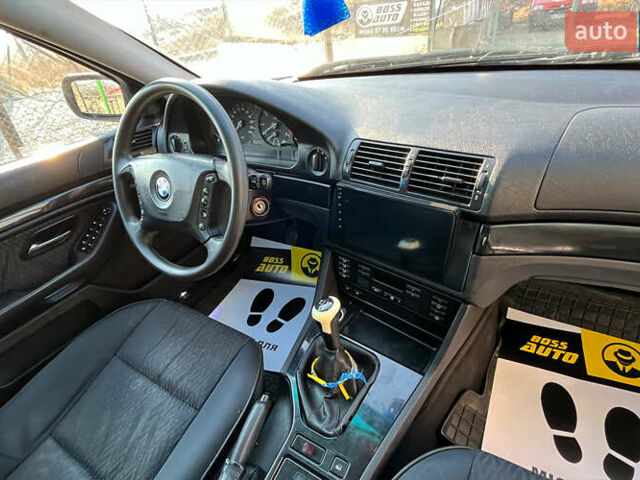 Синий БМВ 5 Серия, объемом двигателя 2.5 л и пробегом 239 тыс. км за 6100 $, фото 25 на Automoto.ua