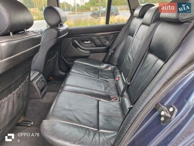 Синій БМВ 5 Серія, об'ємом двигуна 2.5 л та пробігом 350 тис. км за 4600 $, фото 3 на Automoto.ua