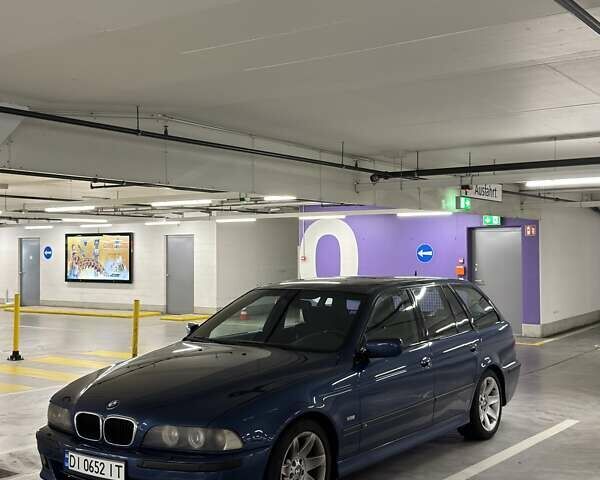 Синий БМВ 5 Серия, объемом двигателя 2.93 л и пробегом 325 тыс. км за 9500 $, фото 2 на Automoto.ua