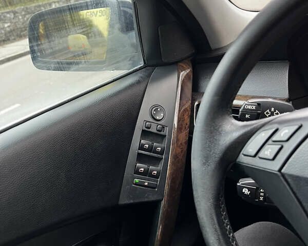 Синий БМВ 5 Серия, объемом двигателя 3 л и пробегом 345 тыс. км за 8500 $, фото 14 на Automoto.ua