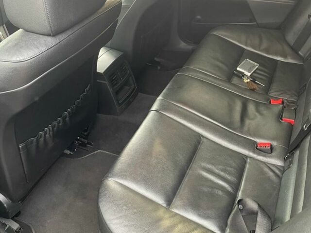 Синій БМВ 5 Серія, об'ємом двигуна 3 л та пробігом 499 тис. км за 4100 $, фото 4 на Automoto.ua