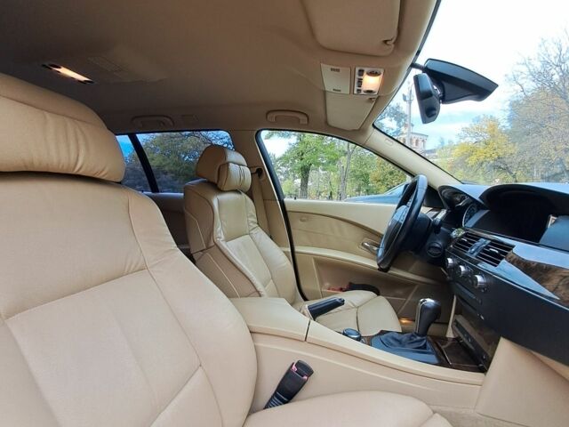 Синій БМВ 5 Серія, об'ємом двигуна 3 л та пробігом 412 тис. км за 10200 $, фото 19 на Automoto.ua