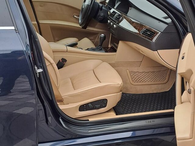 Синий БМВ 5 Серия, объемом двигателя 3 л и пробегом 405 тыс. км за 10500 $, фото 14 на Automoto.ua