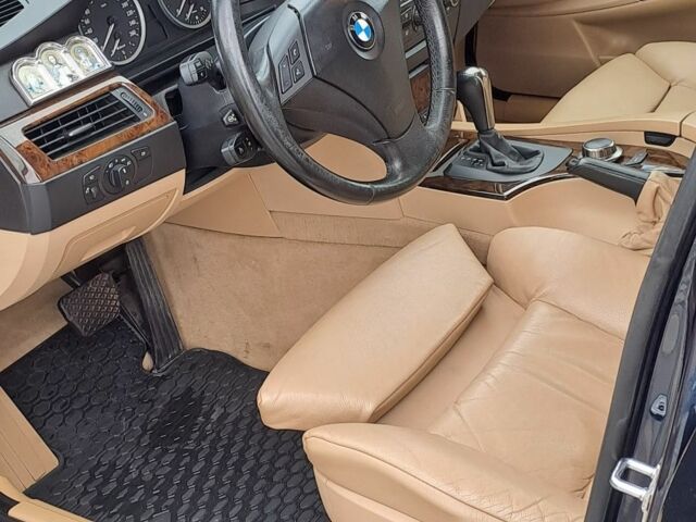 Синий БМВ 5 Серия, объемом двигателя 3 л и пробегом 405 тыс. км за 10500 $, фото 7 на Automoto.ua