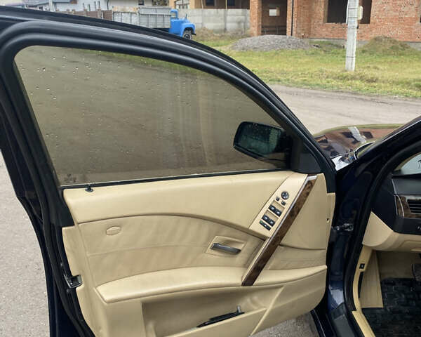 Синий БМВ 5 Серия, объемом двигателя 2.99 л и пробегом 270 тыс. км за 7000 $, фото 12 на Automoto.ua