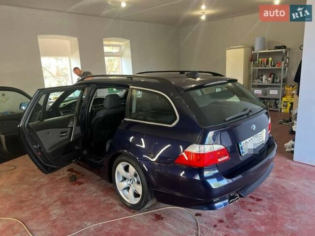 Синий БМВ 5 Серия, объемом двигателя 2.5 л и пробегом 262 тыс. км за 7800 $, фото 3 на Automoto.ua